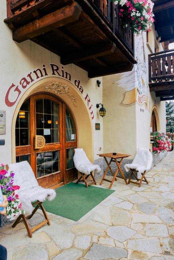 Hotel Garni Rin Da Rin Livigno Exterior foto